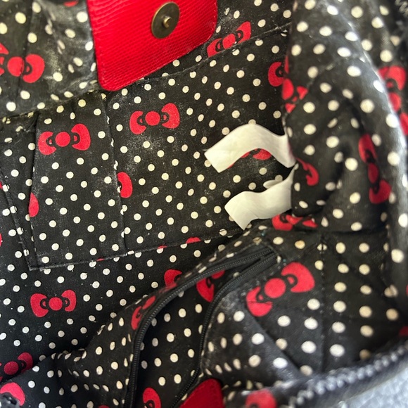 Hello Kitty tote bag 2010 Sanrio Loungefly leather trim side snaps 15” by 17” - Picture 6 of 7